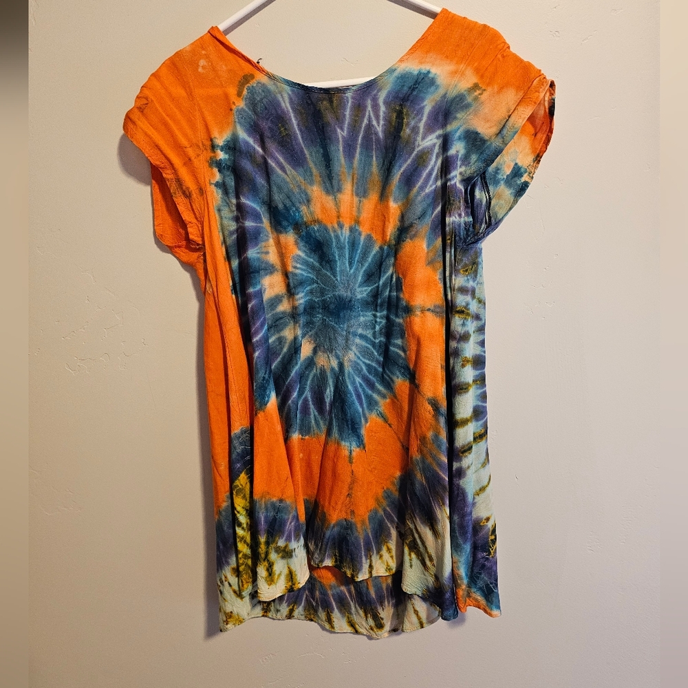 NWT flowly shirt.